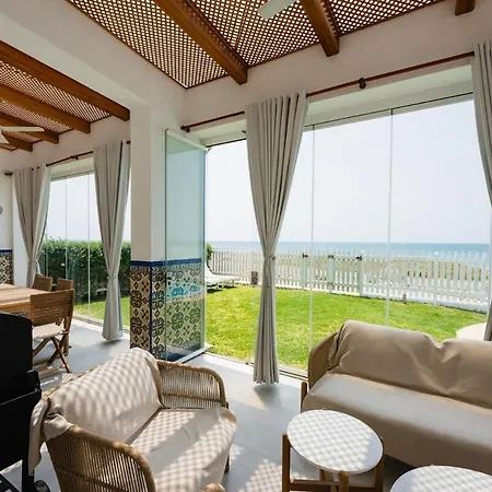 Holiday home Ocean Front With Private Pool Estepona